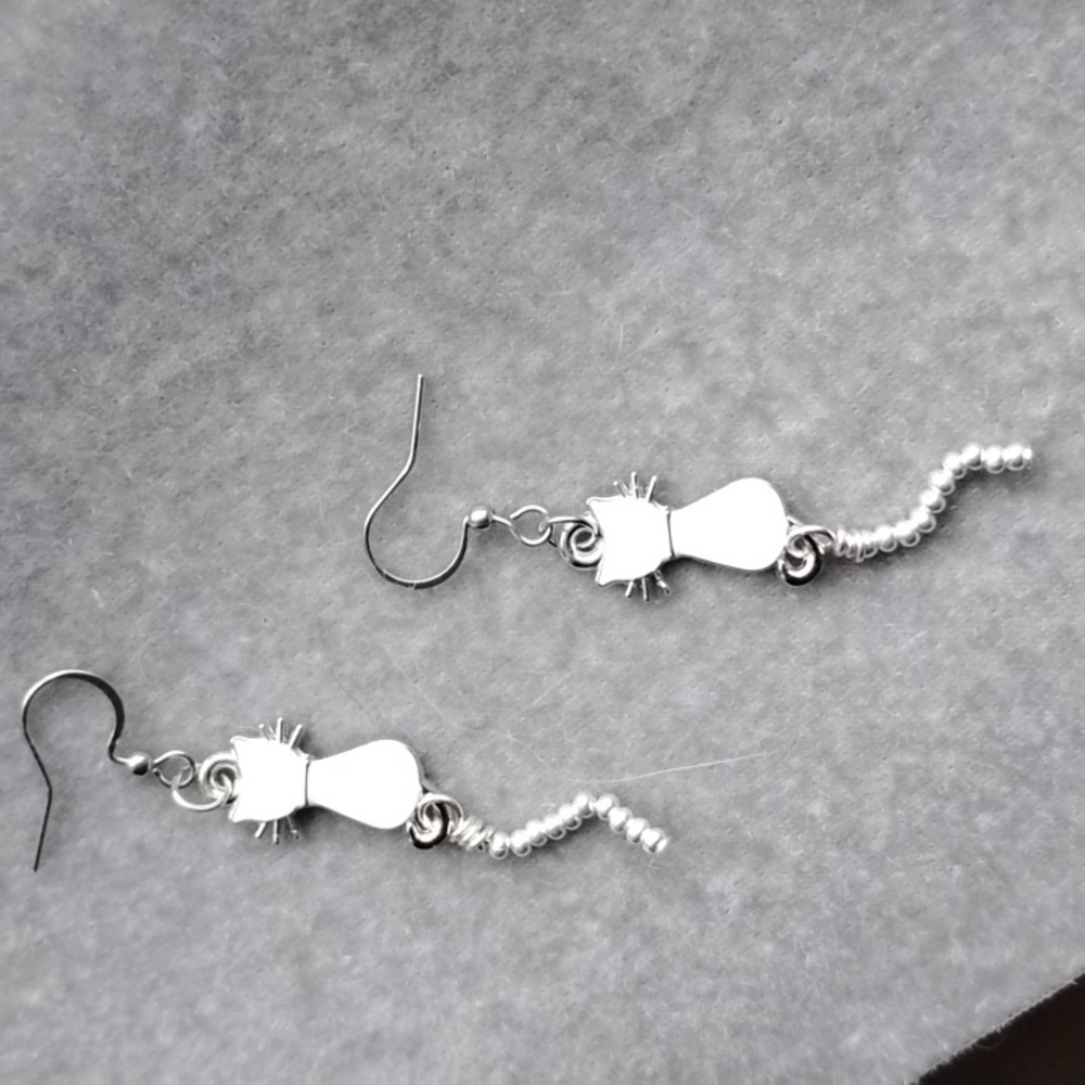 Hand Crafted White Enamel Cat With Sterling Silver Earrings - Picture 3 of 4